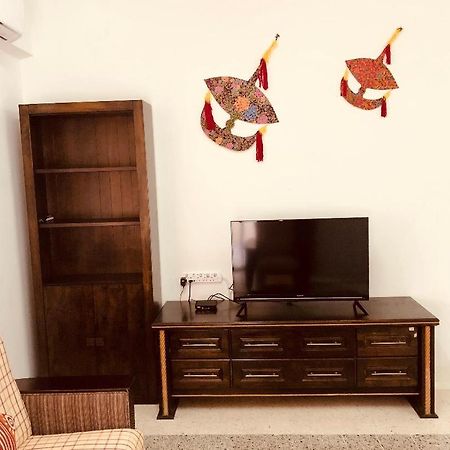 Kerteh Apartment Екстериор снимка