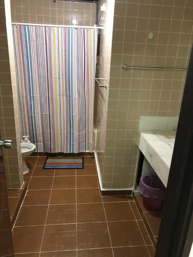 Kerteh Apartment Екстериор снимка