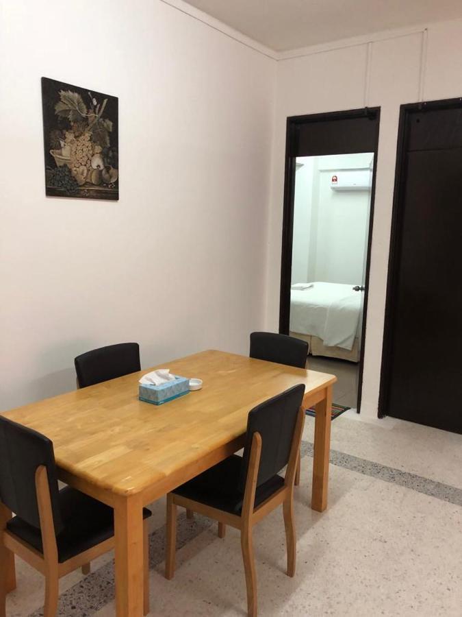 Kerteh Apartment Екстериор снимка